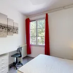 Appartement de 10 m² avec 6 chambre(s) en location à Poitiers