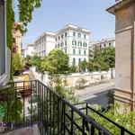 Rent 9 bedroom apartment of 200 m² in Roma