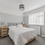 Rent 3 bedroom house in Reigate and Banstead