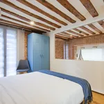 Rent 2 bedroom apartment of 65 m² in Madrid