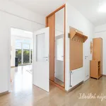 Pronajměte si 3 ložnic/e byt o rozloze 79 m² v Prague