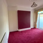 Rent 2 bedroom flat in Porthcawl