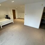 Rent 6 bedroom flat in North West England