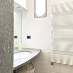 Rent 2 bedroom apartment of 50 m² in Milano