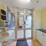 Rent 18 bedroom student apartment in Neutral Bay