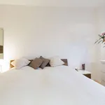 Rent 1 bedroom apartment of 70 m² in Dusseldorf