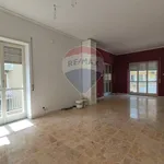 Affitto 5 camera appartamento di 179 m² in Catania