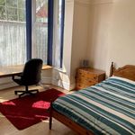 Rent 6 bedroom flat in Wales