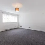 Rent 3 bedroom apartment in Wales