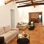 Rent 6 bedroom house in Cala Bassa