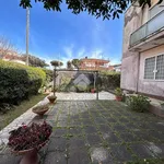 Rent 3 bedroom apartment of 80 m² in Roma