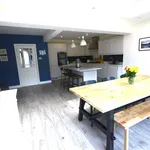 Rent 5 bedroom house in North West England