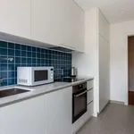 Rent 2 bedroom apartment of 63 m² in lisbon