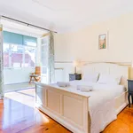 Rent 3 bedroom apartment of 140 m² in Lisbon