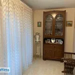 Rent 3 bedroom house of 200 m² in Rome