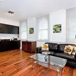 Rent 1 bedroom apartment of 610 m² in London