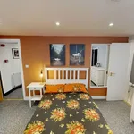 Rent a room in Salford