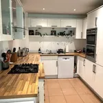 Rent 4 bedroom house in Haywards Heath