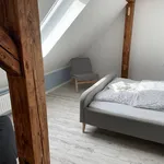 Miete 5 Schlafzimmer wohnung von 100 m² in Saal