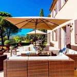 Rent 7 bedroom house of 262 m² in Aix-en-Provence