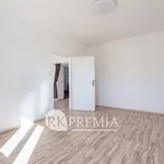 Pronajměte si 2 ložnic/e byt o rozloze 70 m² v Teplice