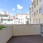 Rent 2 bedroom apartment of 136 m² in Lisboa