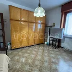 Rent 5 bedroom apartment of 181 m² in Foggia