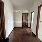 Affitto 4 camera appartamento di 135 m² in Viterbo