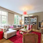 Maison de 1635 m² avec 4 chambre(s) en location à UCCLE