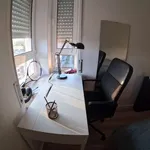 Rent a room in lisbon