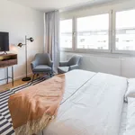 Miete 3 Schlafzimmer wohnung von 26 m² in Cologne