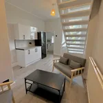 Rent 4 bedroom flat in Scotland