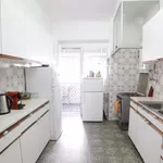 Rent 3 bedroom apartment in Lisbon