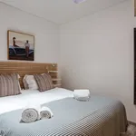 Rent 1 bedroom apartment of 30 m² in Lisbon