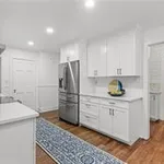 Rent 4 bedroom house of 220 m² in Connecticut