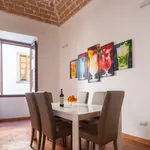 Rent 1 bedroom apartment of 60 m² in Florence