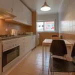 Rent 1 bedroom apartment of 50 m² in lisbon