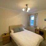 Rent 4 bedroom house in Scotland