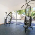 Rent 1 bedroom apartment in Santa Clarita