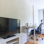 Rent 4 bedroom apartment in Barcelona