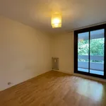 Rent 3 bedroom apartment of 70 m² in PAUT