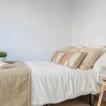 Rent 5 bedroom apartment in Valencia