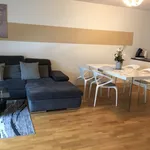 Miete 2 Schlafzimmer wohnung von 1076 m² in Stuttgart