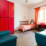 Rent 3 bedroom apartment in Rome