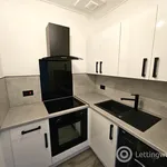 Rent 2 bedroom flat in Aberdeen