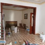 Affitto 4 camera appartamento di 140 m² in Palermo