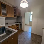 Pronajměte si 3 ložnic/e byt o rozloze 84 m² v Prague