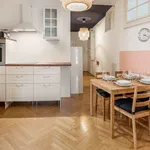 Miete 4 Schlafzimmer wohnung von 15 m² in Munich