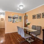 Rent 3 bedroom house in Queens