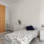 Rent a room in milan